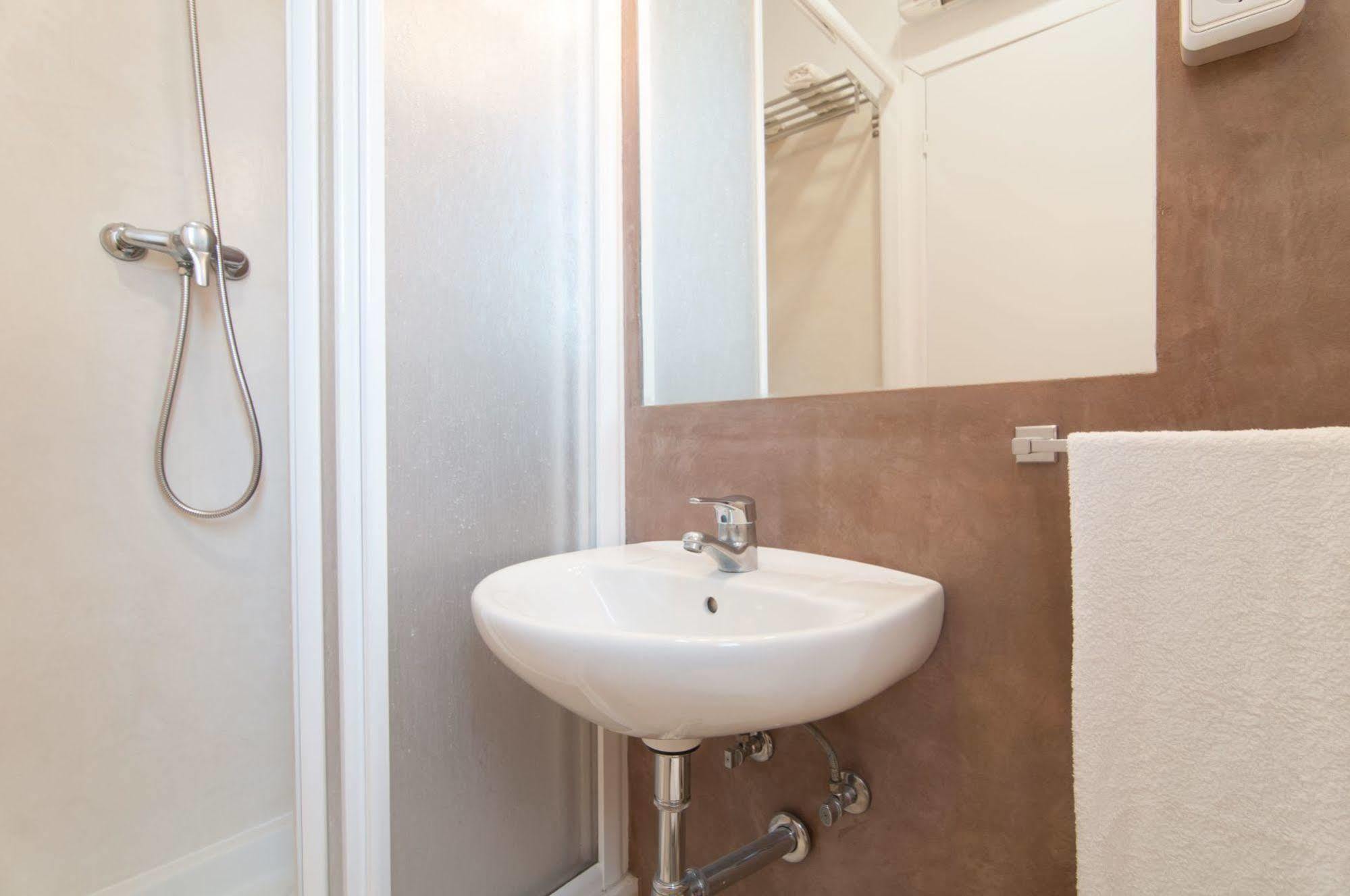 Bbarcelona Sagrada Familia Garden Apartment Ngoại thất bức ảnh